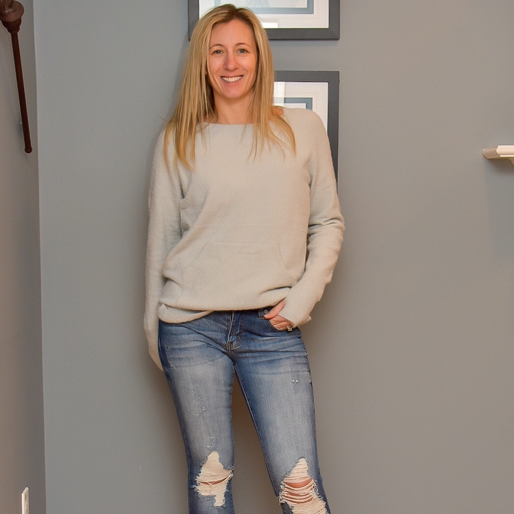 Zoey pocket sweater